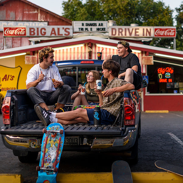 16oz-pint-cup-santa-cruz-z3 16oz_pints_santa_cruz_2_vacationdot_wavedot_skaters_truckbed_square.jpg