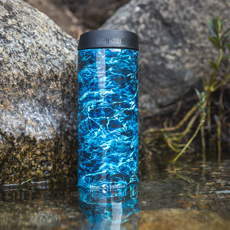 16oz-tkwide-with-cafe-cap-mossy-oak-c1 16oz_tumbler_mossyoak_bass_cafe_water_closeup_square.jpg