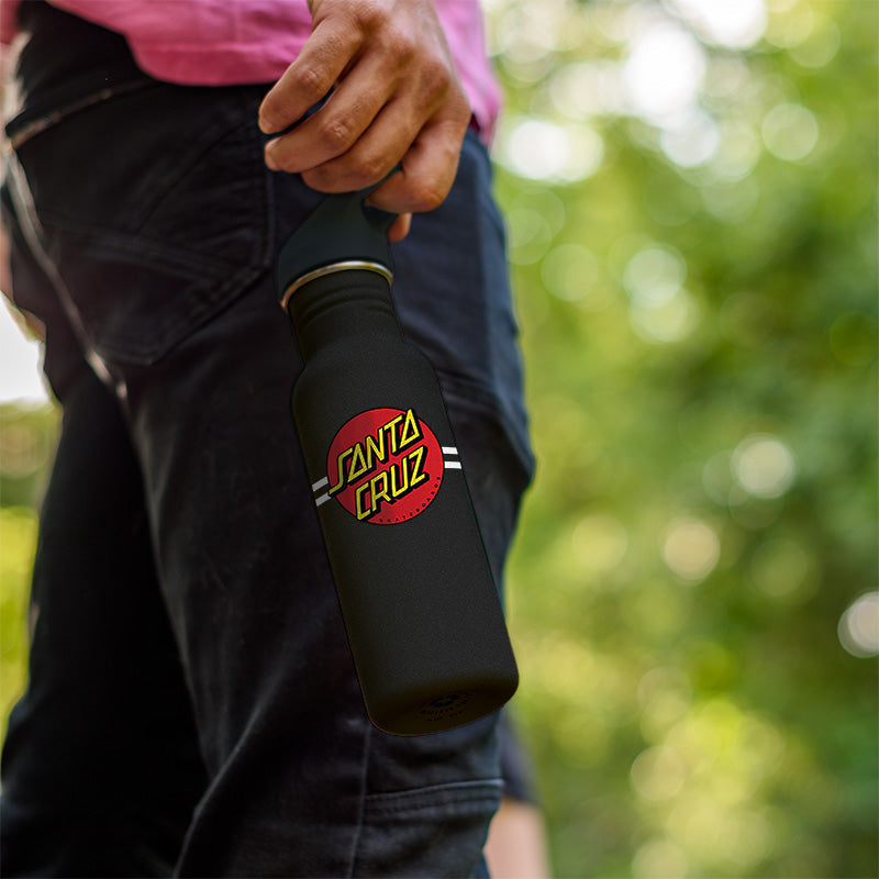 27oz-classic-with-flip-seal-sport-cap-santa-cruz-i1 27oz_classic_water_bottle_santacruz_dot_hand_square.jpg