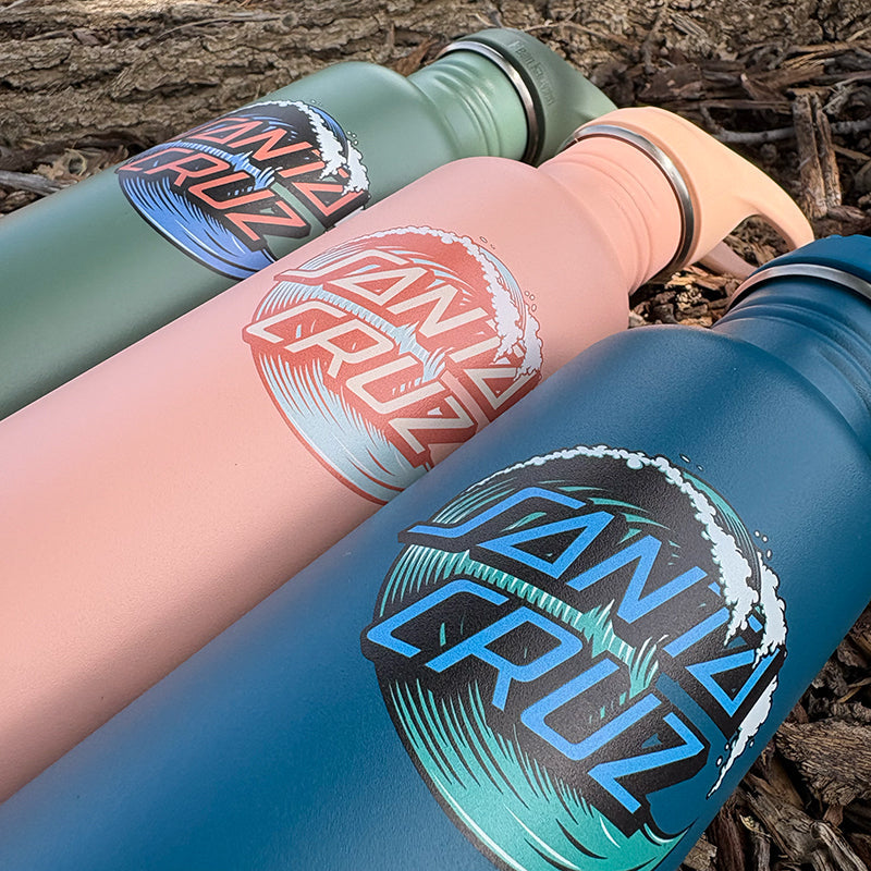 27oz-classic-with-flip-seal-sport-cap-santa-cruz-i1 27oz_classic_water_bottle_santacruz_wave_dot_3_laydown_square.jpg