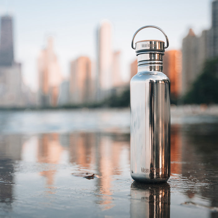 27oz-reflect-with-bamboo-cap-r9 K27SSLRF-MS-BAMBOO_reflecttion_bottle_lifestyle.jpg