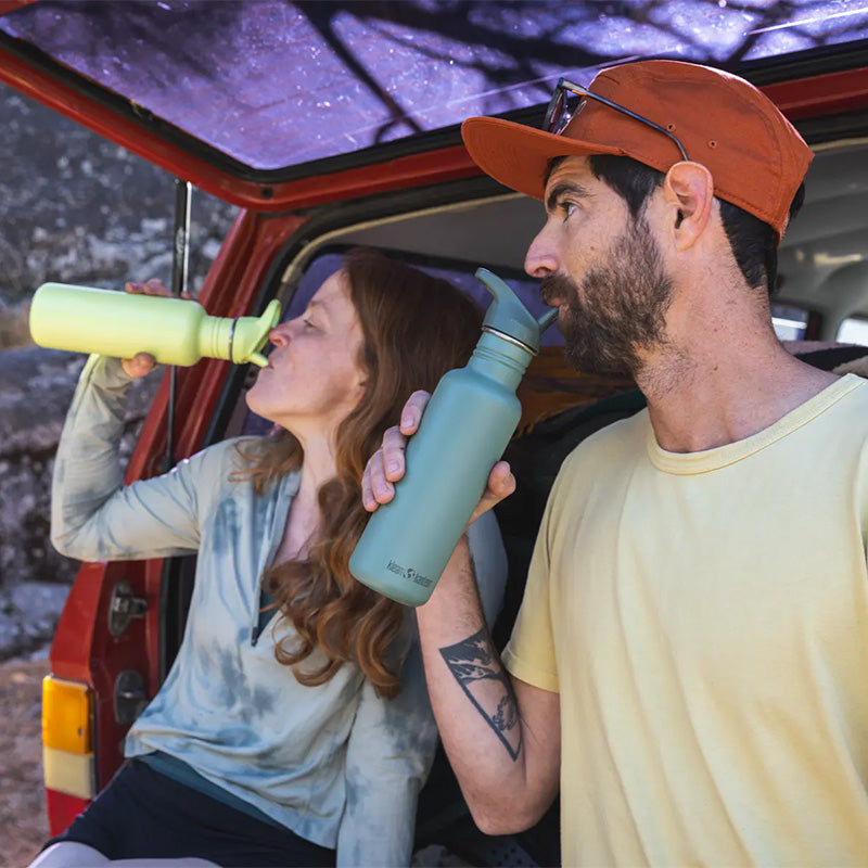 classic-flip-seal-sport-cap-no-straw-b3 classic_27oz_flip_seal_couple_tailgate_tip-sip_square.jpg