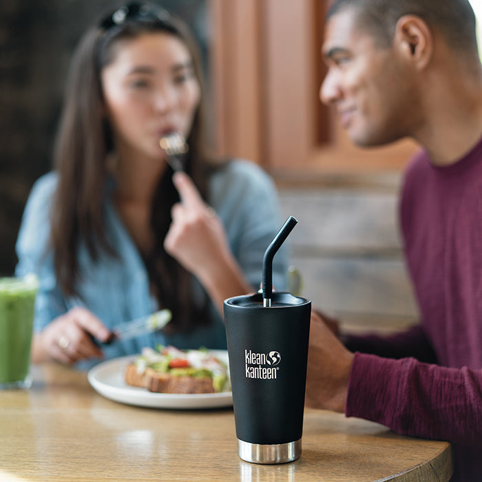 straw-2-pack-with-brush-black-c3 coffee-tumbler-metal_straw_lifestyle.jpg