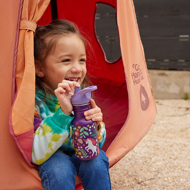 12oz-kid-s-classic-with-flip-seal-sport-cap-m0 kid_sport_flip_seal_12oz_girl_smile_hammock_square.jpg