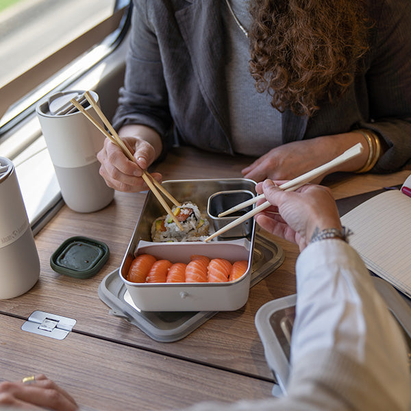 55oz-rise-food-box-big-meal-b0 rise_food_lunch_box_big_meal_tofu_sushi_share_square.jpg