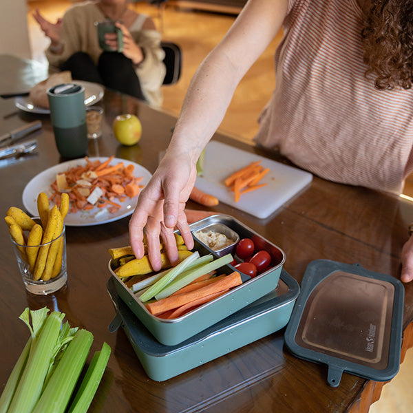55oz-rise-food-box-big-meal-b0 rise_food_lunch_box_big_meal_veggie_dividers_square.jpg