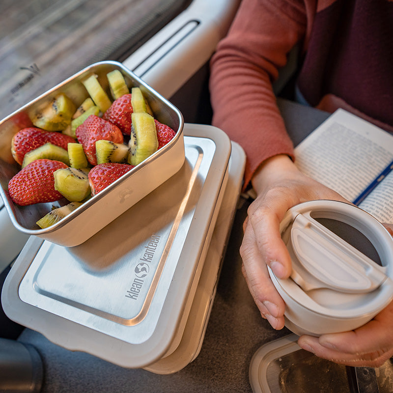 23oz-rise-food-box-lunch-n8 rise_food_lunch_box_lunch_tofu_train_fruit_tumbler_square.jpg