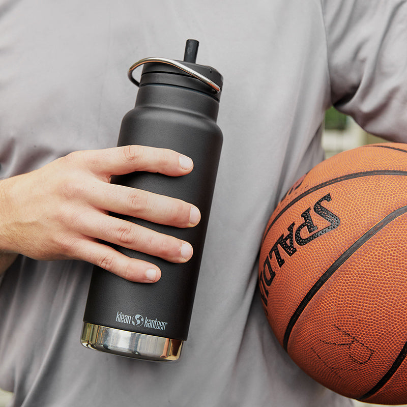 32oz-tkwide-with-twist-cap-j8 tkwide_32oz_insulated_bottle_twist_closeup_basketball_square.jpg